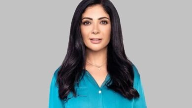 تفاعل منى زكي مع تصريحات ابنة الفنانة شويكار