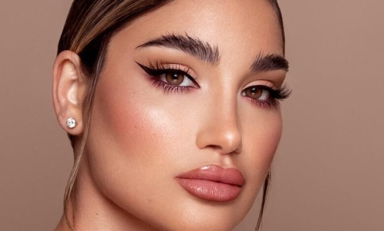 خبير التجميل خالد نايفة يشارك المتابعين صورة جديدة