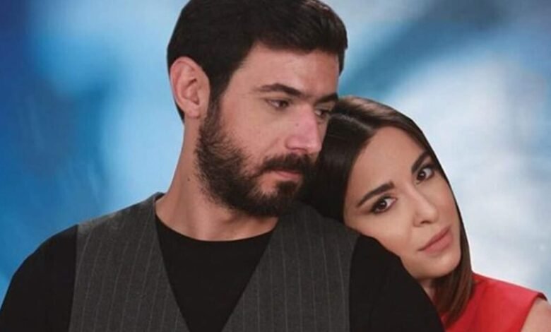 سارة أبي كنعان تعلن خطوبتها من وسام فارس