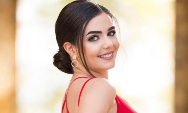 من هي المؤثرة اللبنانية صوفي عيسى ؟